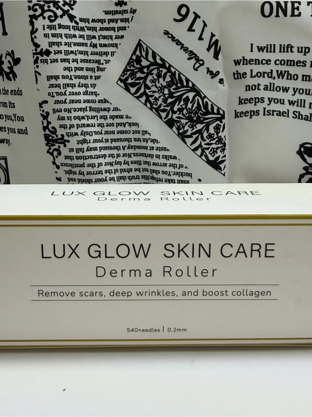 Derma Roller with Blue Plumping Facial Elixir